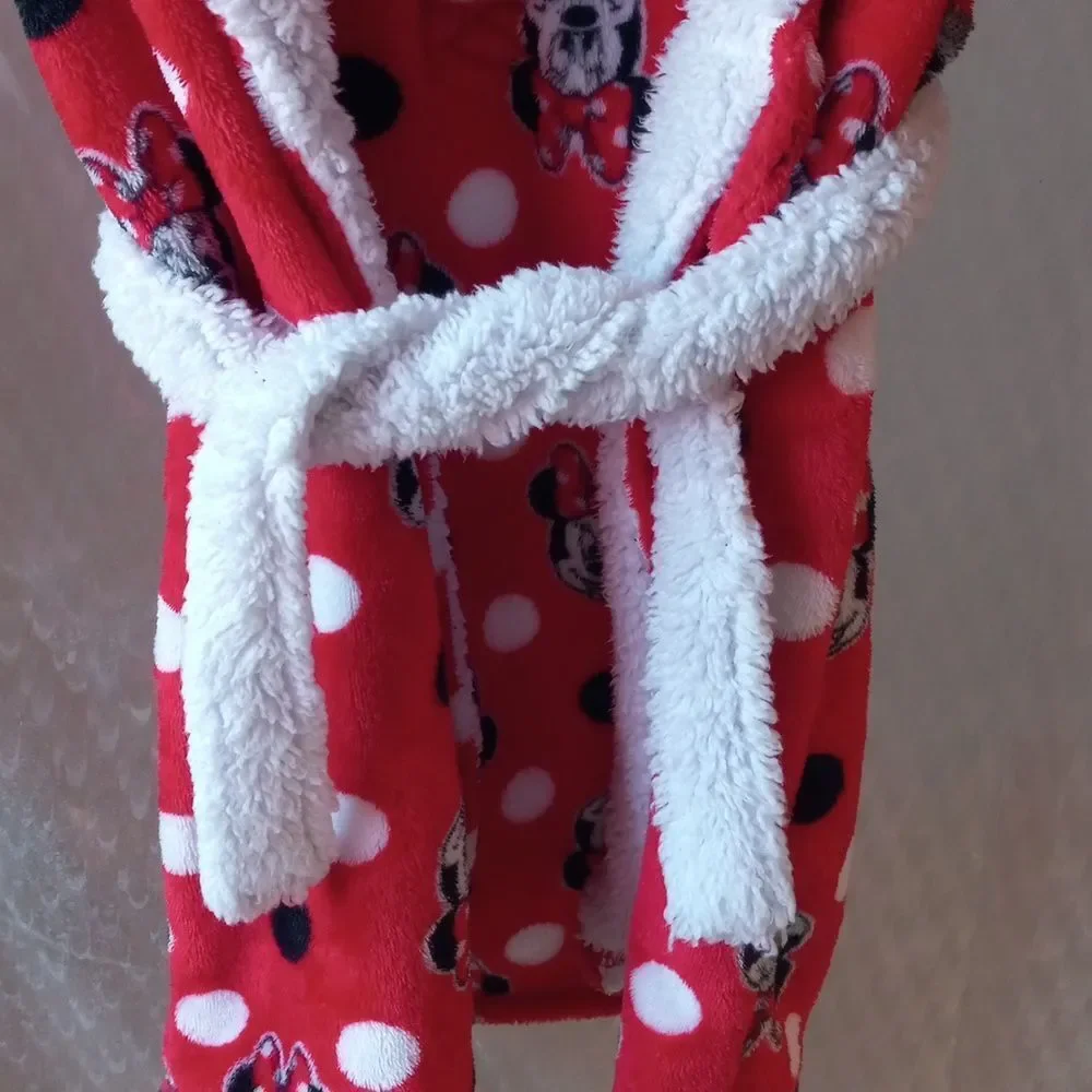 Disney Junior Minnie Mouse Robe  Size 4T/5T